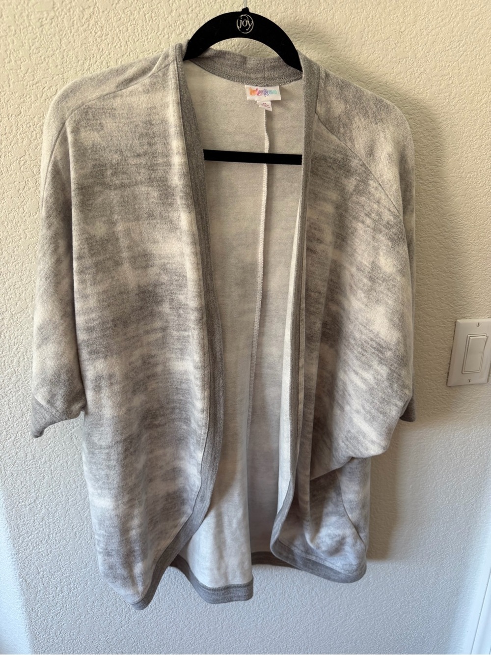 LuLaRoe Gray Tie-Dye Open Tracy Cardigan